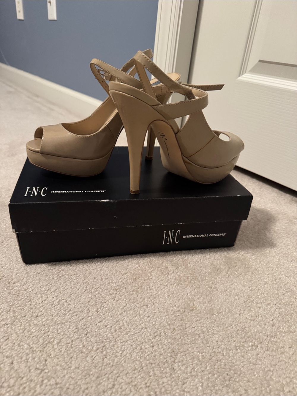 INC platform stilletos